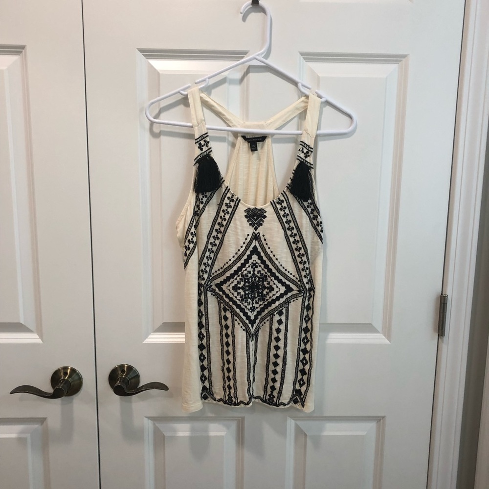 Banana Republic - Ivory and black tank top size extra small